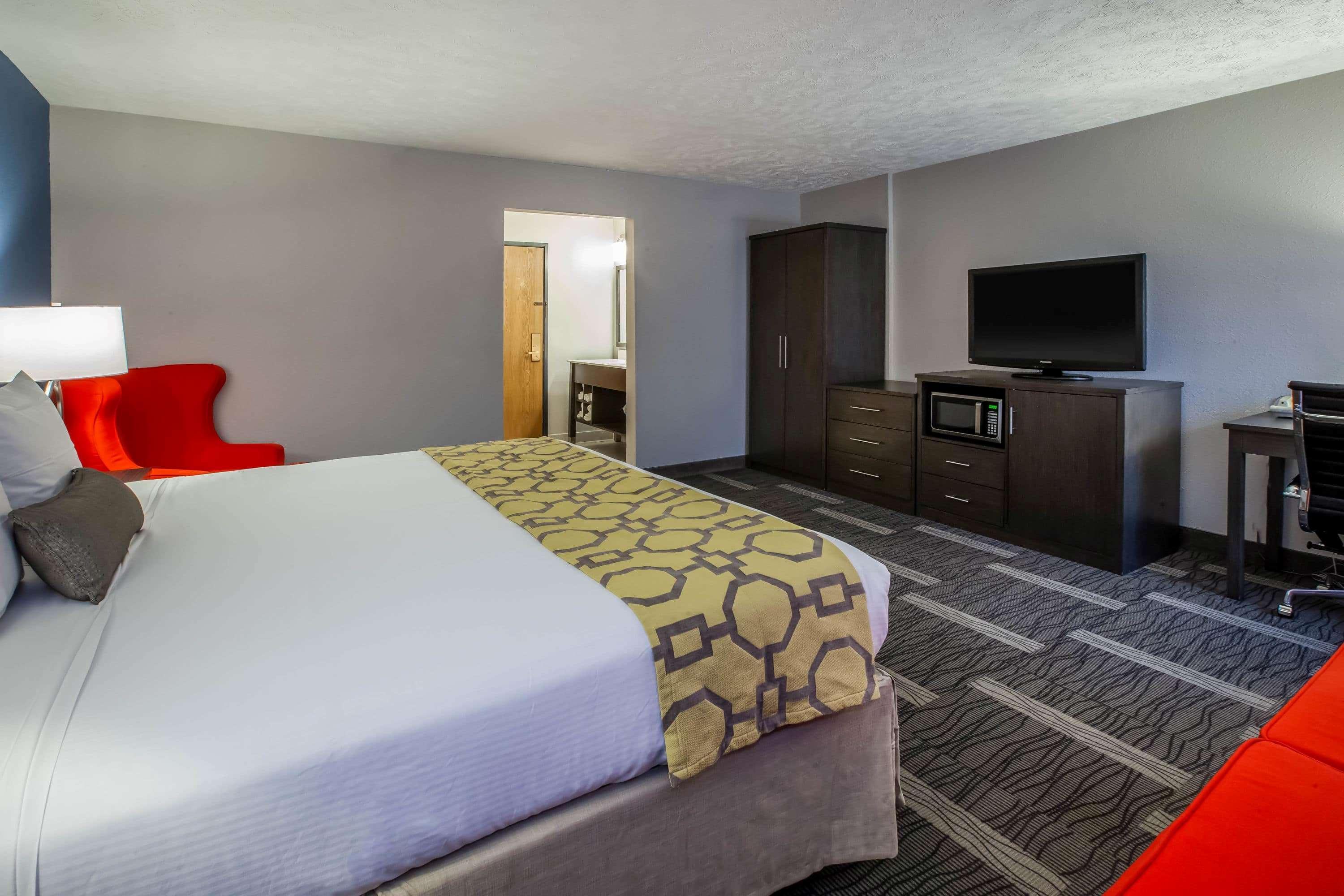 Baymont By Wyndham Traverse City Exterior photo